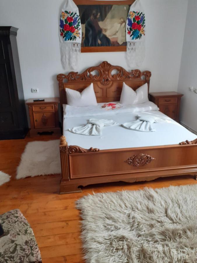 Pensiunea Rustic Oncesti Εξωτερικό φωτογραφία