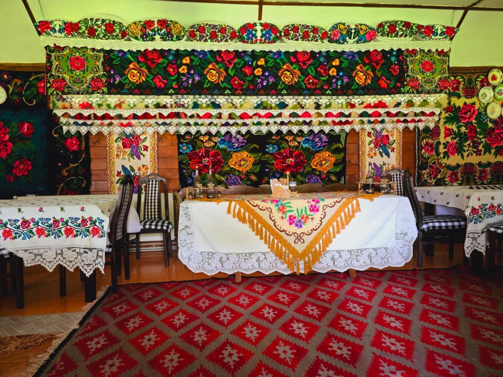 Pensiunea Rustic Oncesti Εξωτερικό φωτογραφία